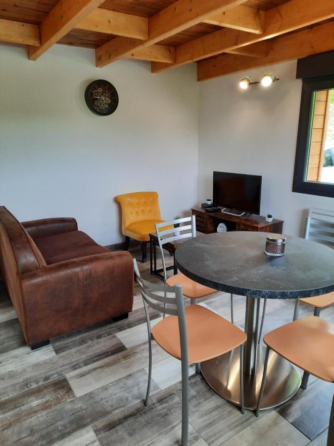 Chalet A L'Oree Du Bois Avec Parking Tournavaux Bagian luar foto
